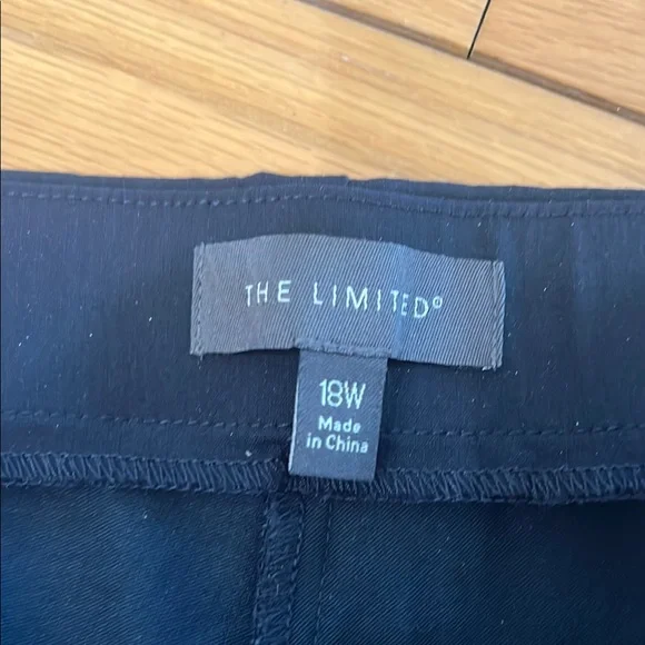 The Limited Women’s Blue Straight Leg Pants - Picture 2 of 3